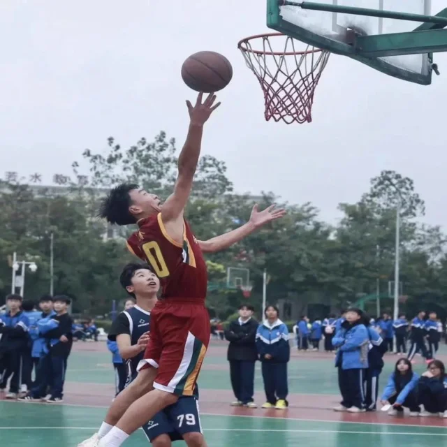 王楚钦强势晋级!精彩表现引发热议